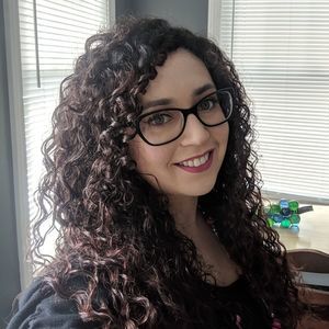 Meet your Posher, Delia